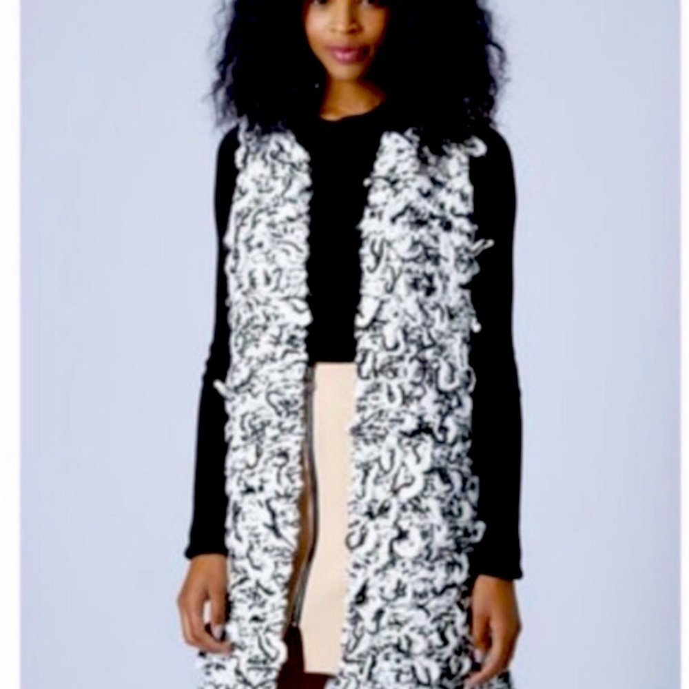 Topshop Black & White Chunky Loop Gillet Sweater Vest
